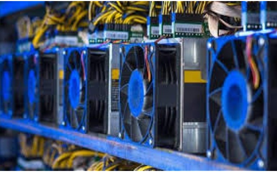 金色前哨 | 比特币全网算力跌破100EH/s 平均出块时间降至低点