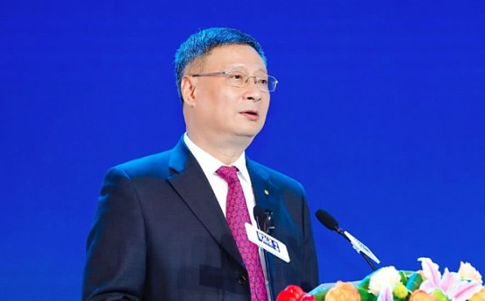 李礼辉：法定数字货币对银行存在潜在冲击 可能是第六版的人民币