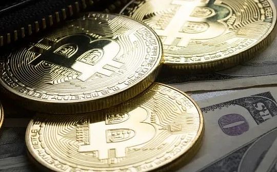 证券时报:比特币又创新高 什么情况?或是两大因素助推上涨