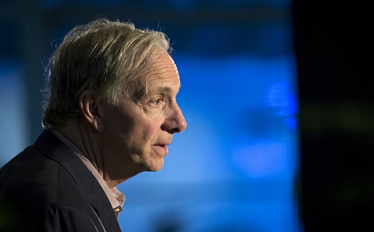 Ray Dalio 新作：比特币是一个绝妙的发明 考虑成立比特币投资基金