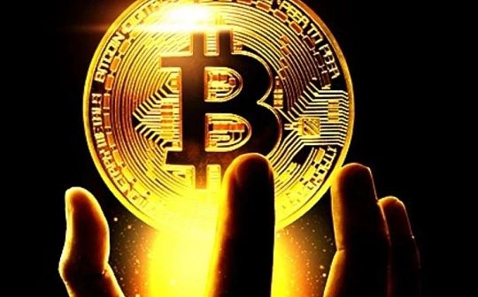 揭秘比特币暴涨真相 史上最大泡沫何时破灭？普通人能参与吗？