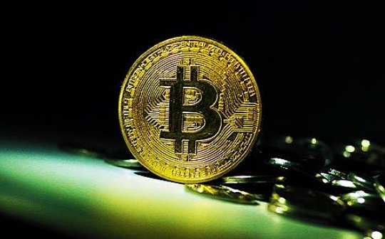 比特币往事：美团王兴持有八年获利百倍 理论上中本聪已是世界首富