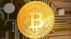 加密货币:OKEx Research：比特币直逼1.6万美元，能否替代黄金成为主流？_DEF