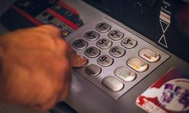 ATM:特斯拉工厂装了比特币ATM机，马斯克：我不信_马斯克