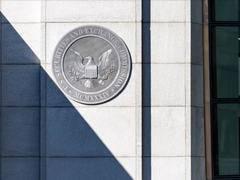 BTC:Wilshire Phoenix申请比特币商品信托，灰度GBTC竞争者出现？_WBT