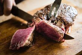 CHA:「超极探针」想用区块链让你买放心肉，1万元的智能硬件你会入手吗？_区块链币圈是什么意思