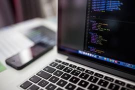 BTC:观点 | 闪电贷的风险可能比预期更高，安全性是DeFi繁荣所必须解决的问题_去中心化金融defi什么意思