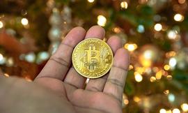 比特币:程序员小哥亲述：全部工资只有比特币是什么样的体验_Carillonium finance
