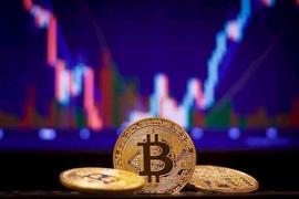 加密货币:比特币余额暴跌，加密货币大师猛烈抨击火币网“火车失事”_BTC