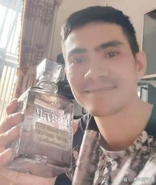 :Pi网络先锋花费3.8个Pi币买了葡萄酒！网友呼：真是天价！_