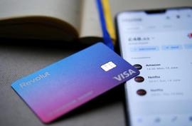 TWO:Revolut宣布下架ADA、MATIC和SOL，用户不能再购买或持有_WORMSGAME