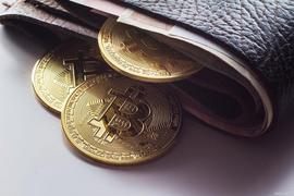 STO:币圈早报：比特币震荡10100美元附近，多空双方谁会胜出？_BTCπ币