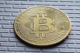 BTC:比特币一度涨破8700美元，BCH涨幅超16%，行情回来了？_USDT