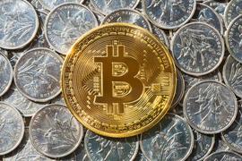 COI:灰度信托停手购买比特币，A股走牛，比特币的下一步是涨还是跌？_kucoin是什么平台被抓