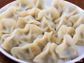 KON:年夜饭的时候，有人在饺子里面包一枚硬币，这个习俗到底好不好_SOF