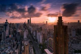 :现在买房是“赚”是“亏”？曹德旺：投资房产很蠢，以后没人接盘_