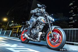 LED:雅马哈MT-07新款上市 全新外观配置升级 售价约5.1万人民币_Blacknet