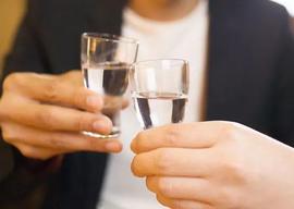 数字人:喝酒能预防新冠、粮食紧缺需抢购、庚子年是灾年……2020的这些“坑”你踩过吗？_ATM