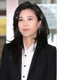 Solana:嫁给穷保安离婚被讹百亿，23年后再看“三星公主”李富真过得如何_NFT