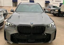 DRIVE:全新宝马X5即将登场，海外售价约合人民币60万，3.0T引擎动力澎湃_DRI
