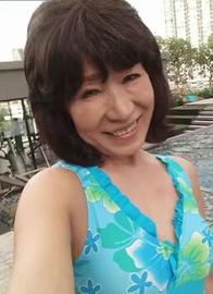 :62岁大妈整容谎称38岁，交往过120个男友，网友：简直比看电影精彩_