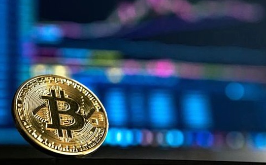 TOKE:混合型所有权的双币模型如何设计？_Quick Mining Token