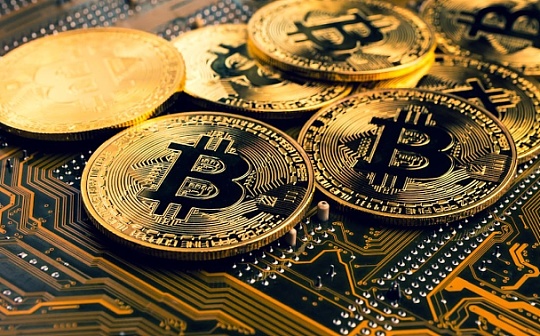 ETH:比特币连涨14天 PlanB：“这次不是牛市陷阱”_区块链卡链是什么意思
